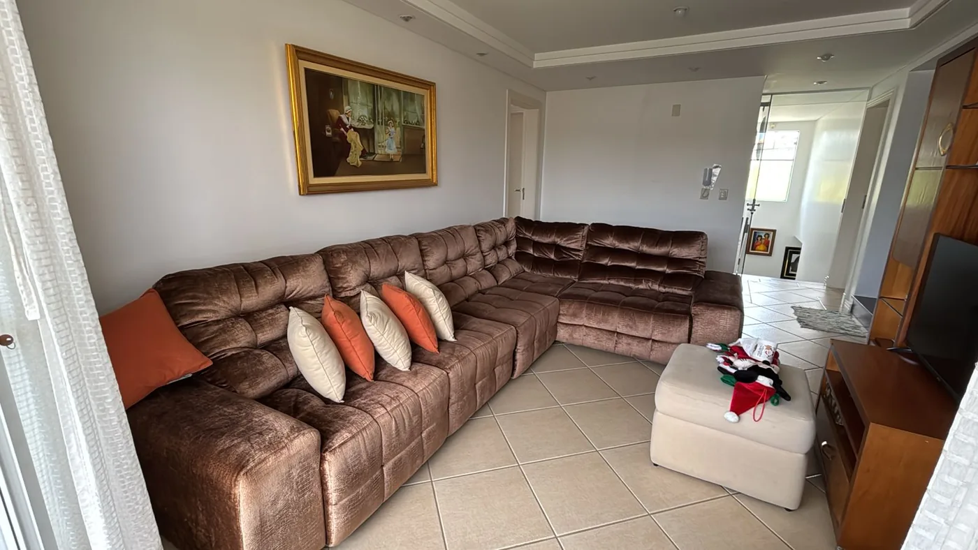 Sofá modular de canto antes da reforma